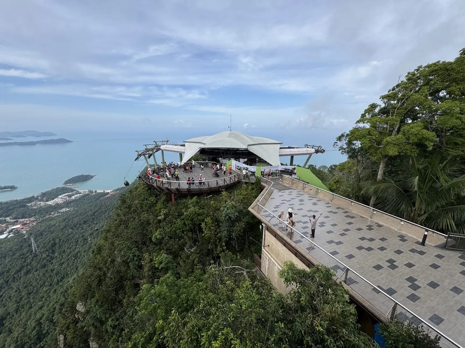 Sumber: Google Places (©2026)