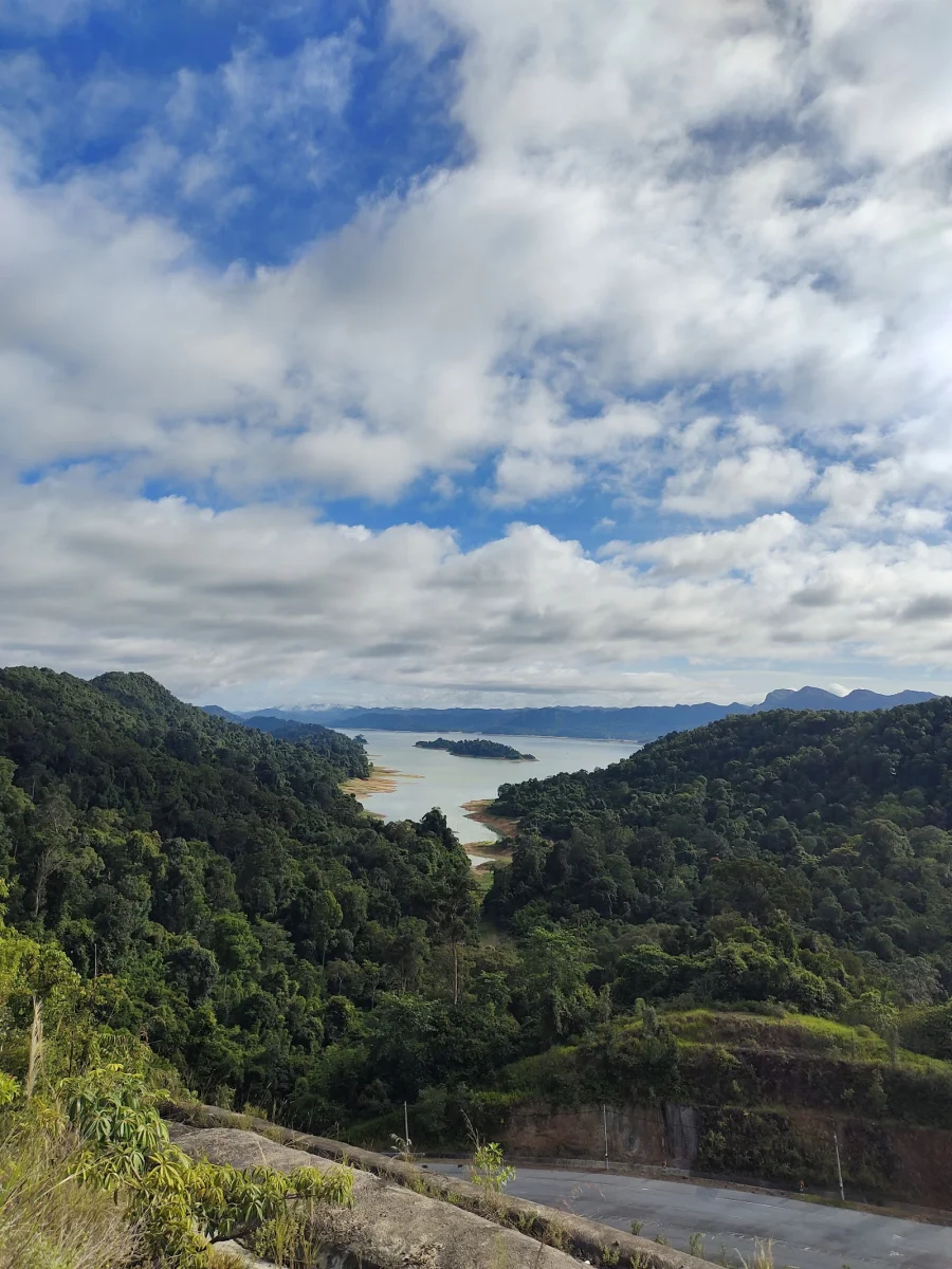 Sumber: Google Places (©2026)