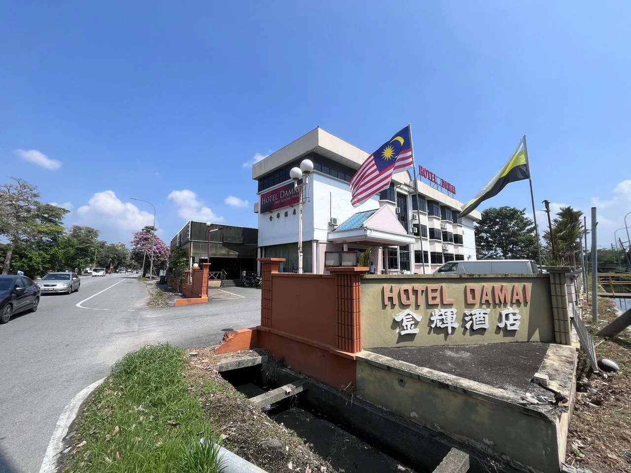 Sumber: Google Places (©2026)