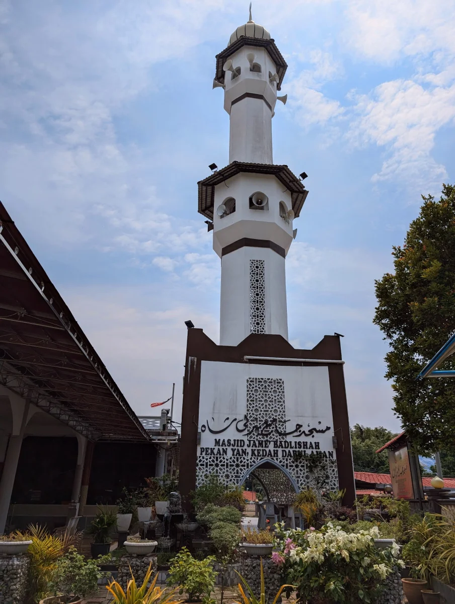 Sumber: Google Places (©2026)