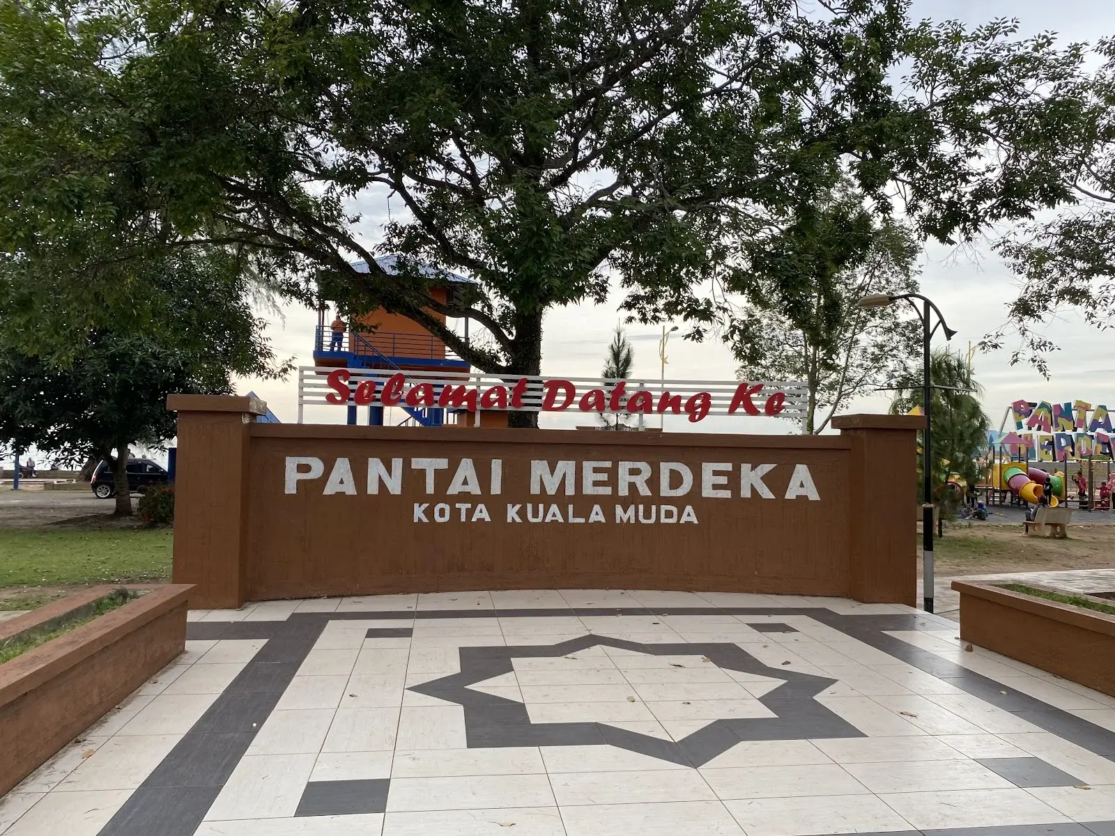 Sumber: Google Places (©2026)