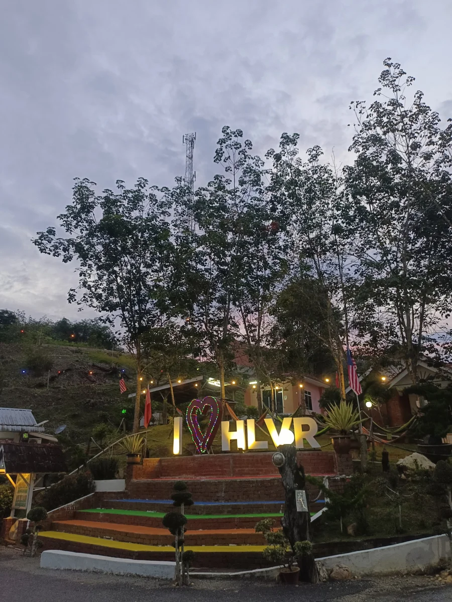 Sumber: Google Places (©2026)