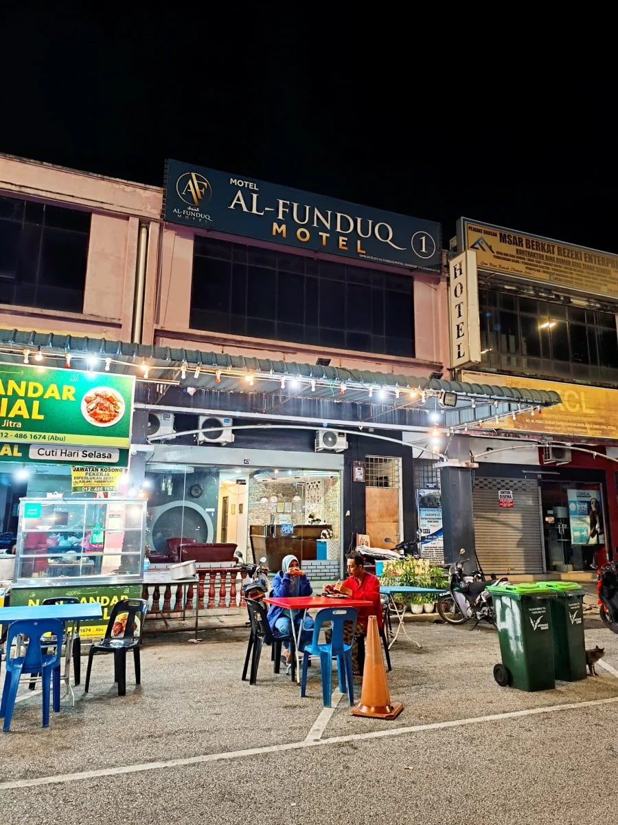 Sumber: Google Places (©2026)