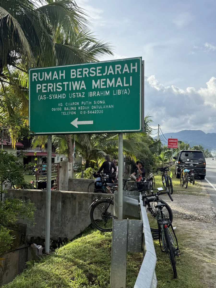 Sumber: Google Places (©2026)