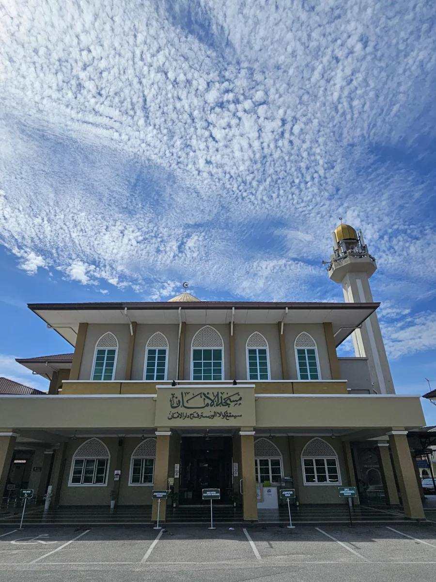 Sumber: Google Places (©2026)