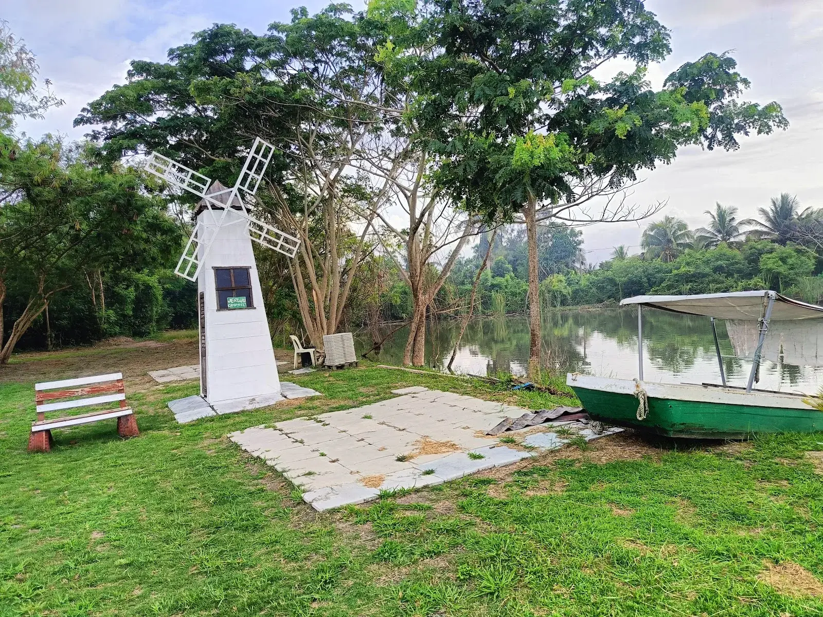 Sumber: Google Places (©2026)