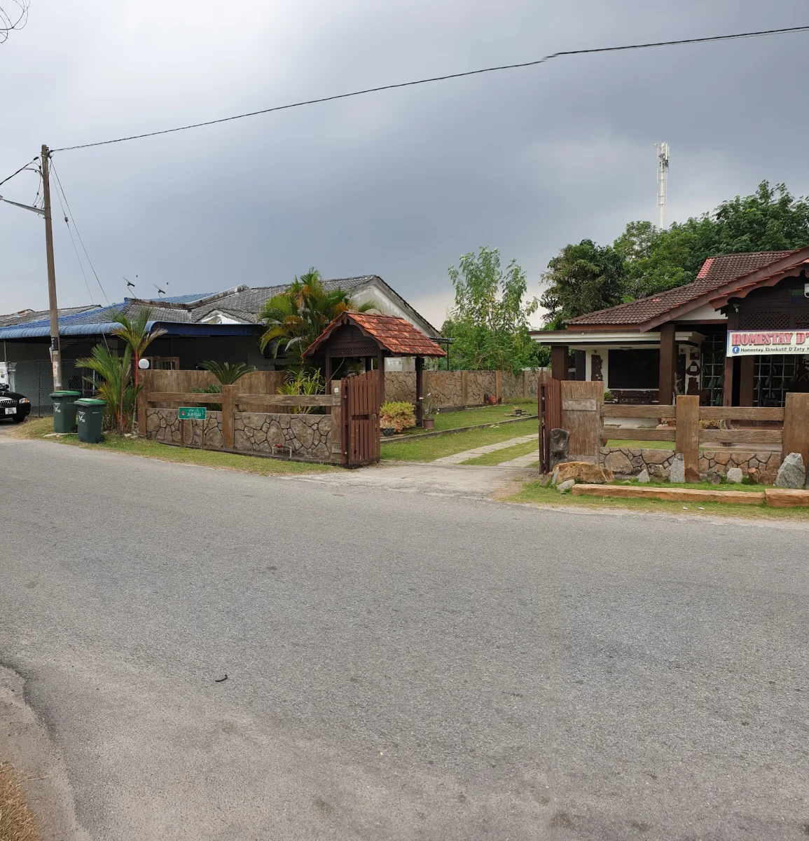 Sumber: Google Places (©2026)