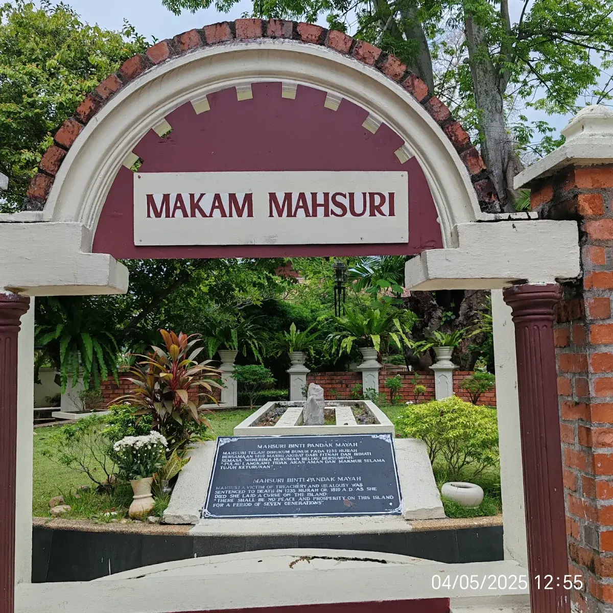 Sumber: Google Places (©2026)
