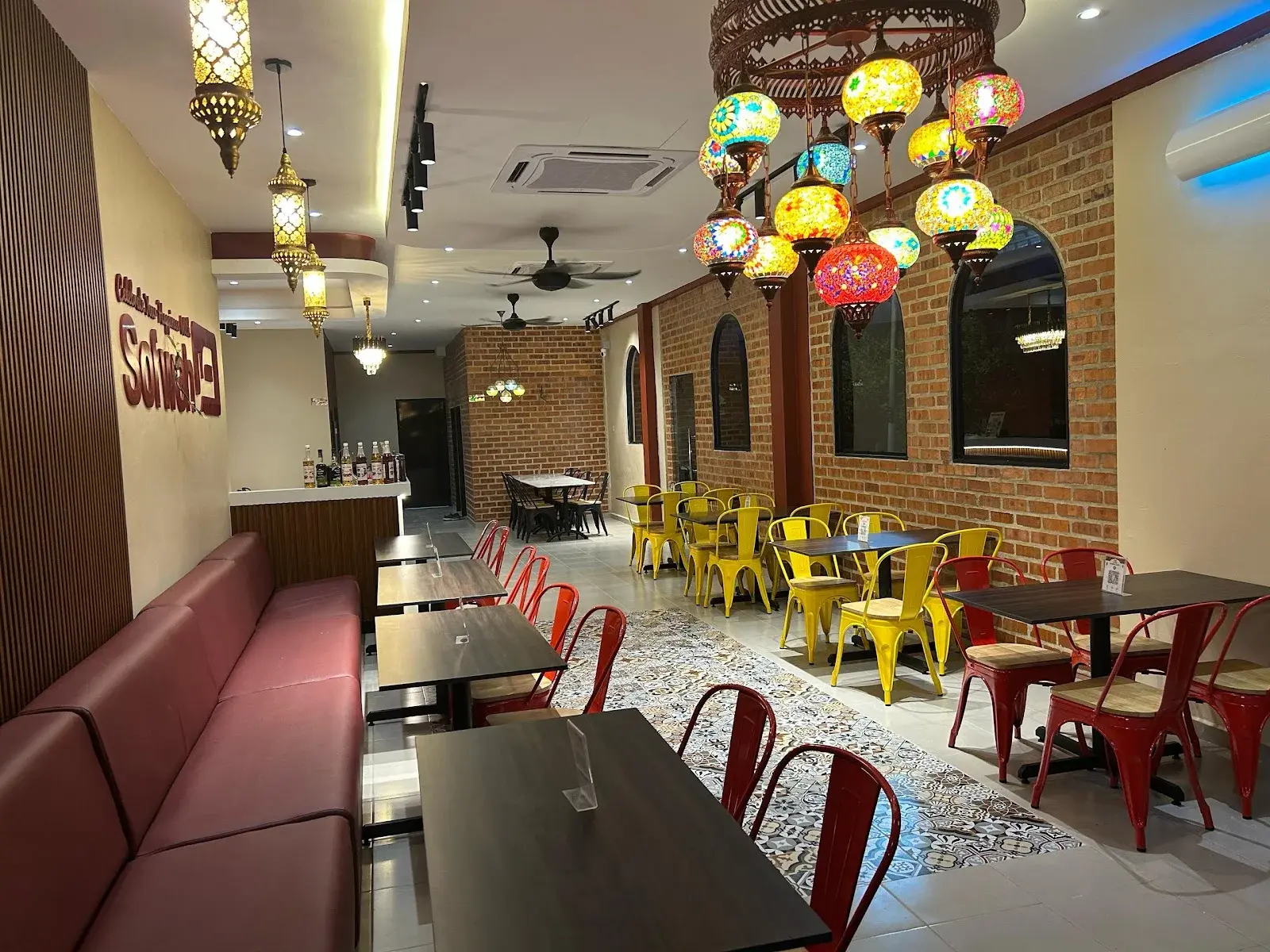 Sumber: Google Places (©2026)
