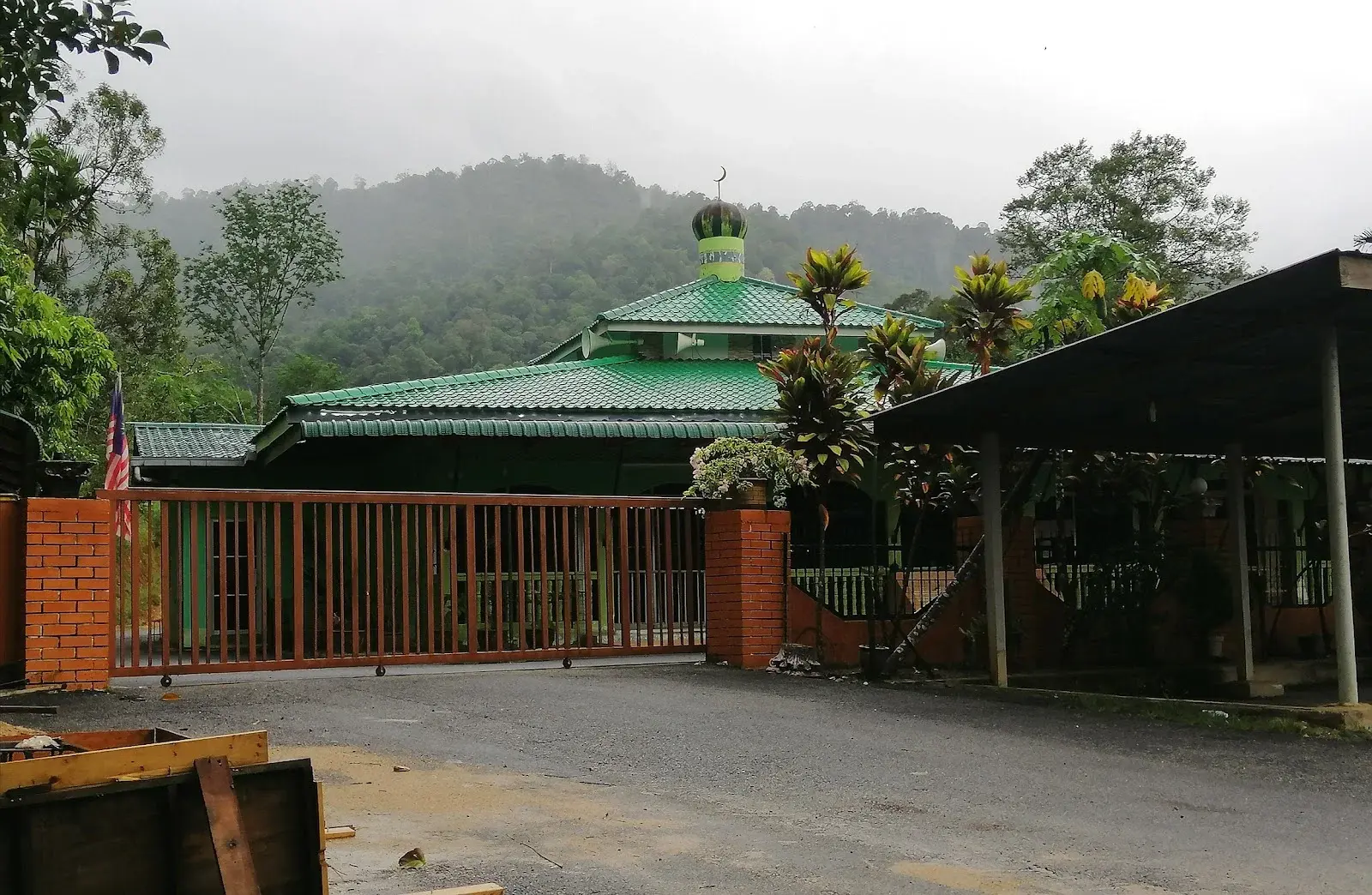 Sumber: Google Places (©2026)