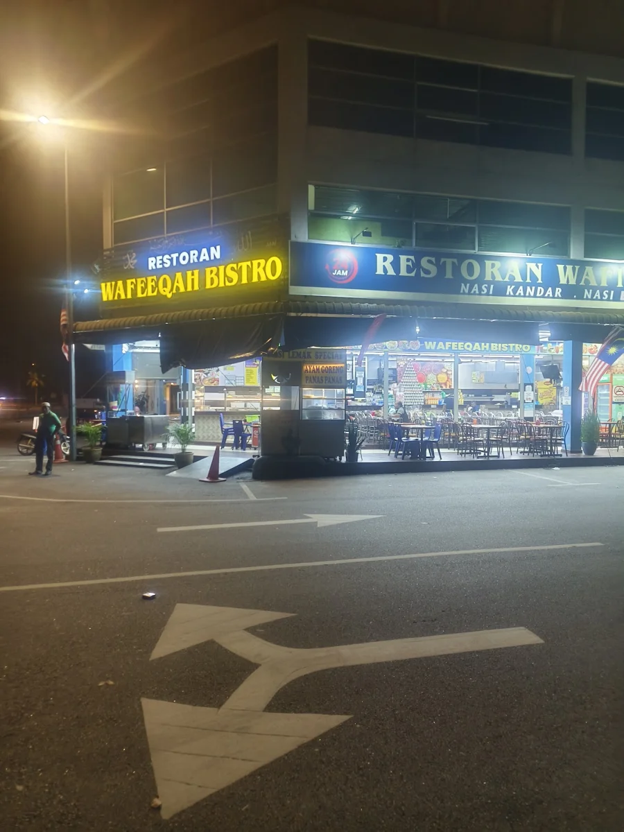 Sumber: Google Places (©2026)