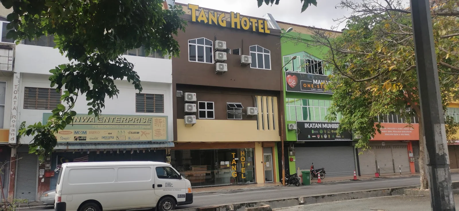 Sumber: Google Places (©2026)