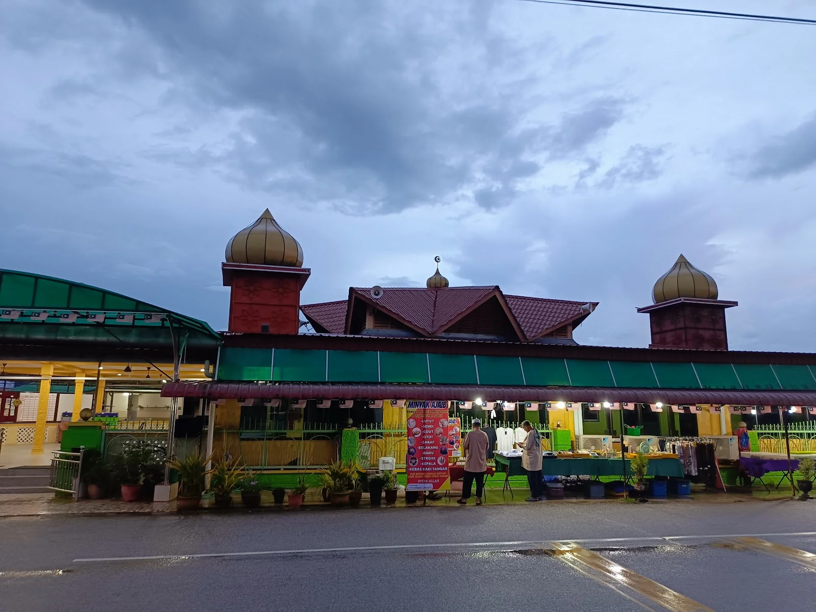 Sumber: Google Places (©2026)