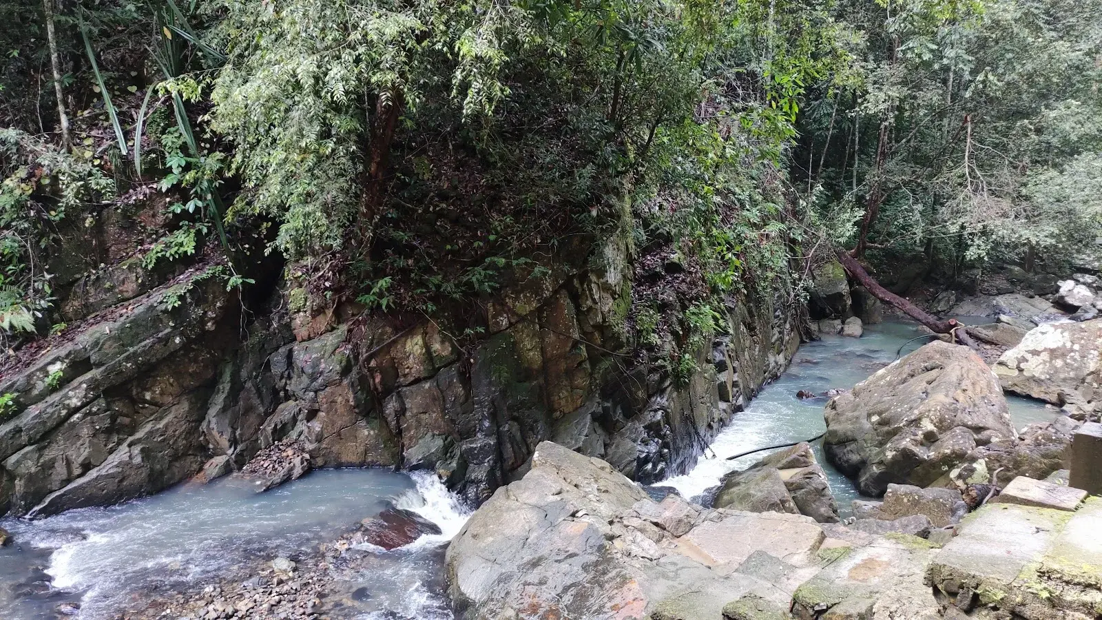 Sumber: Google Places (©2026)
