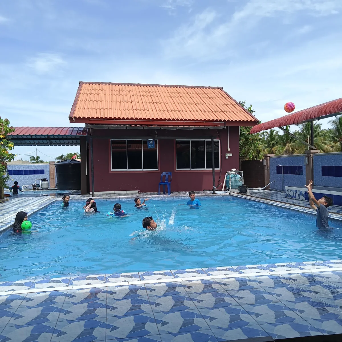 Sumber: Google Places (©2026)