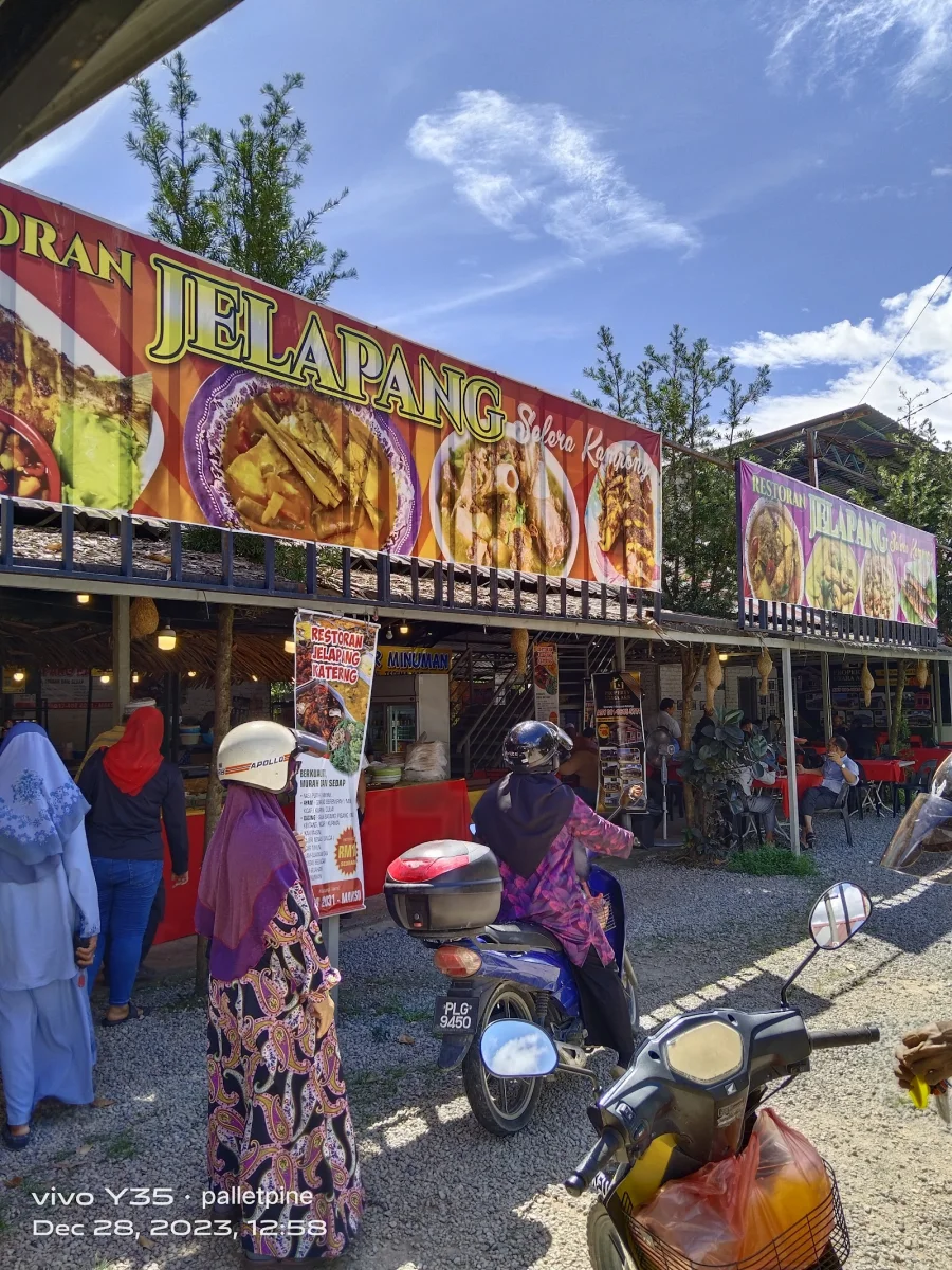 Sumber: Google Places (©2026)