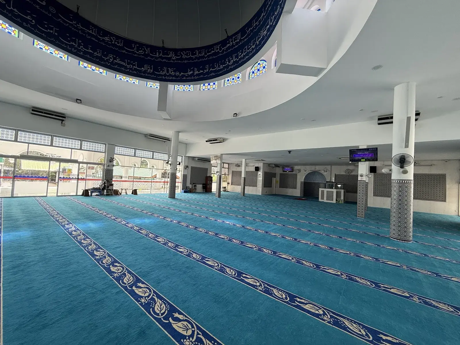 Sumber: Google Places (©2026)