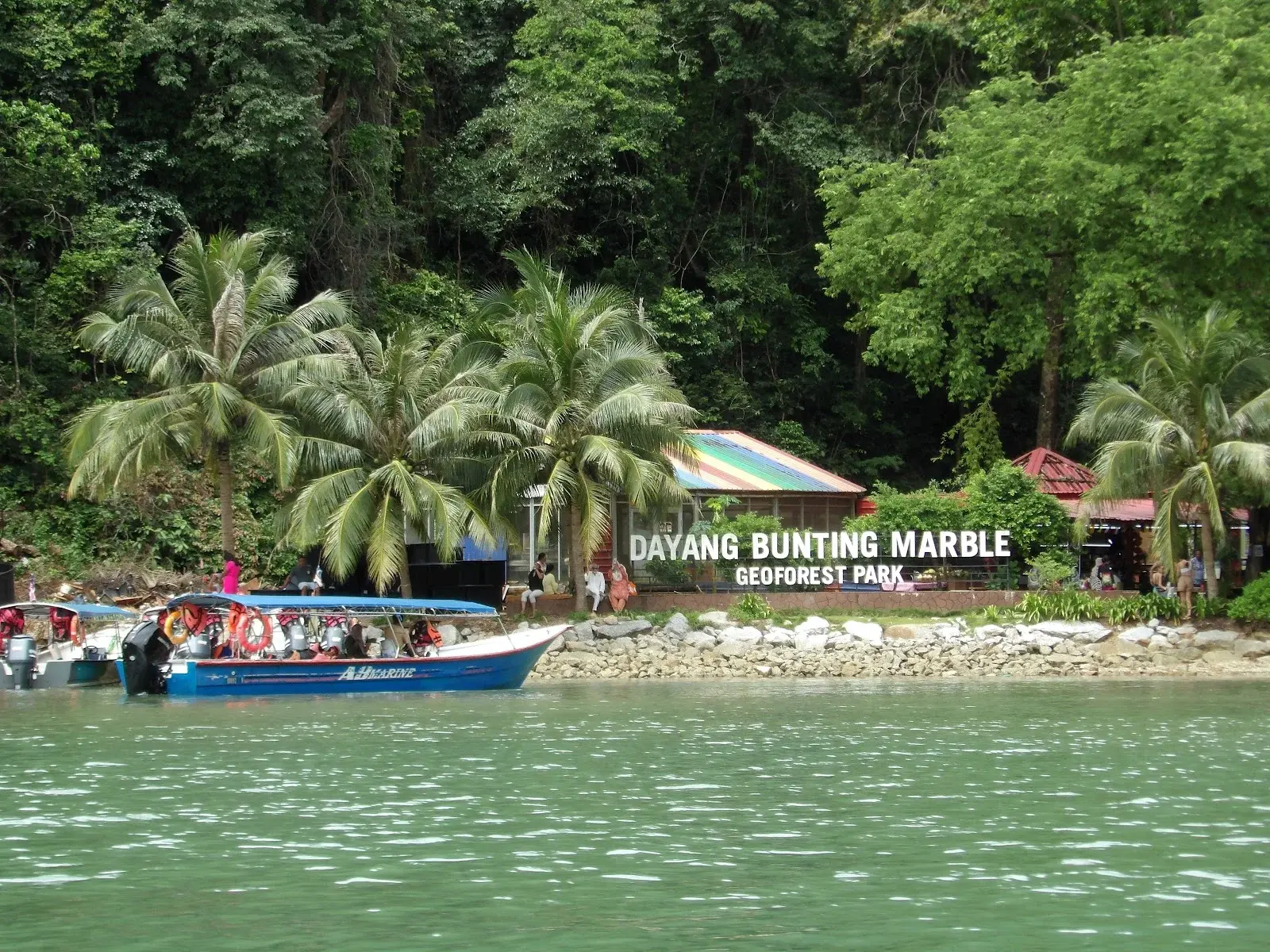 Sumber: Google Places (©2026)