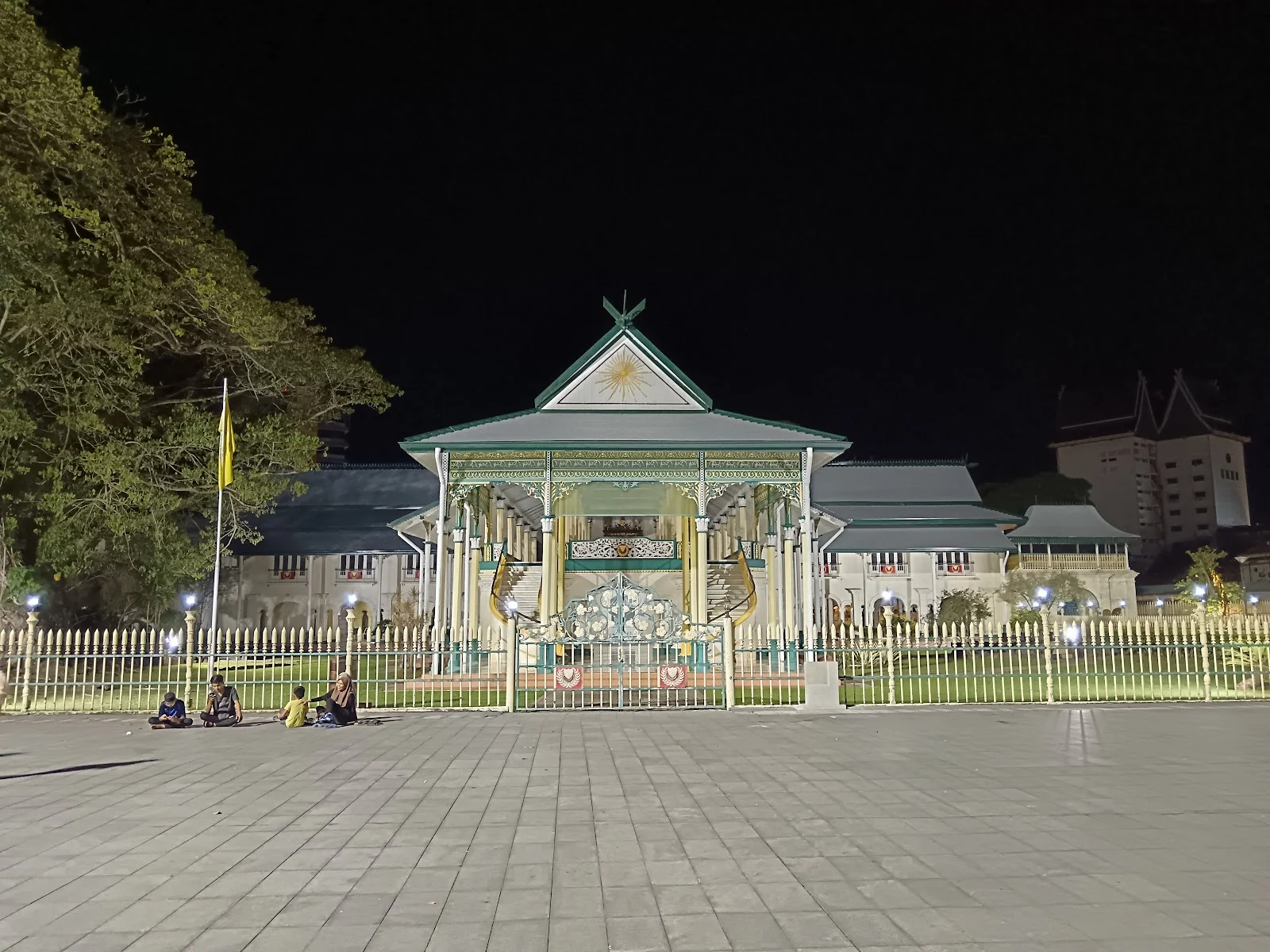 Sumber: Google Places (©2026)