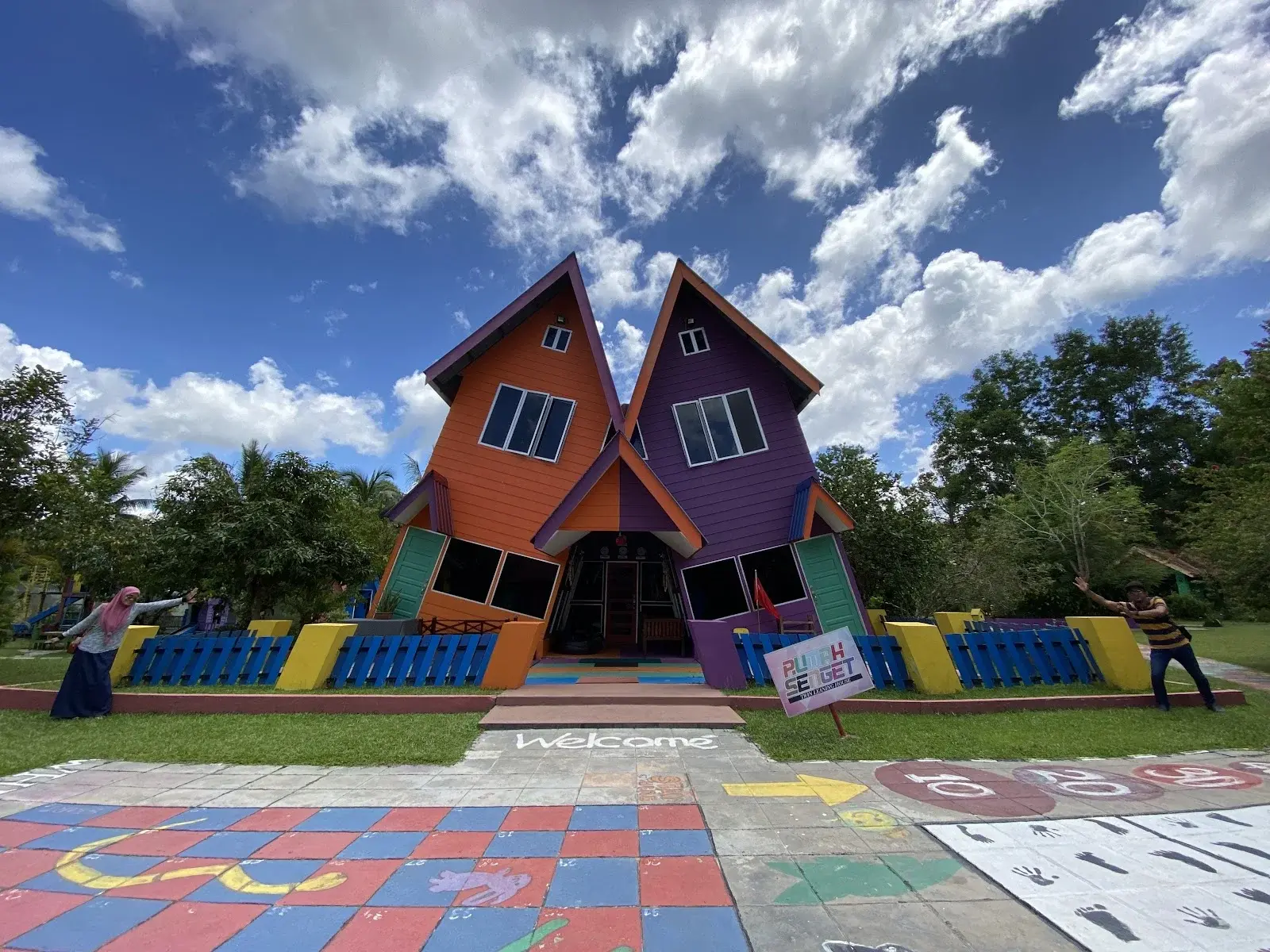 Sumber: Google Places (©2026)