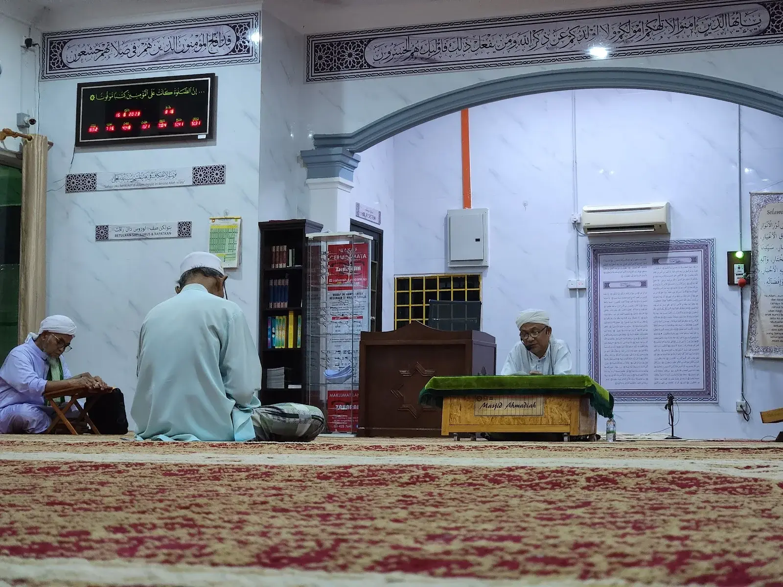 Sumber: Google Places (©2026)