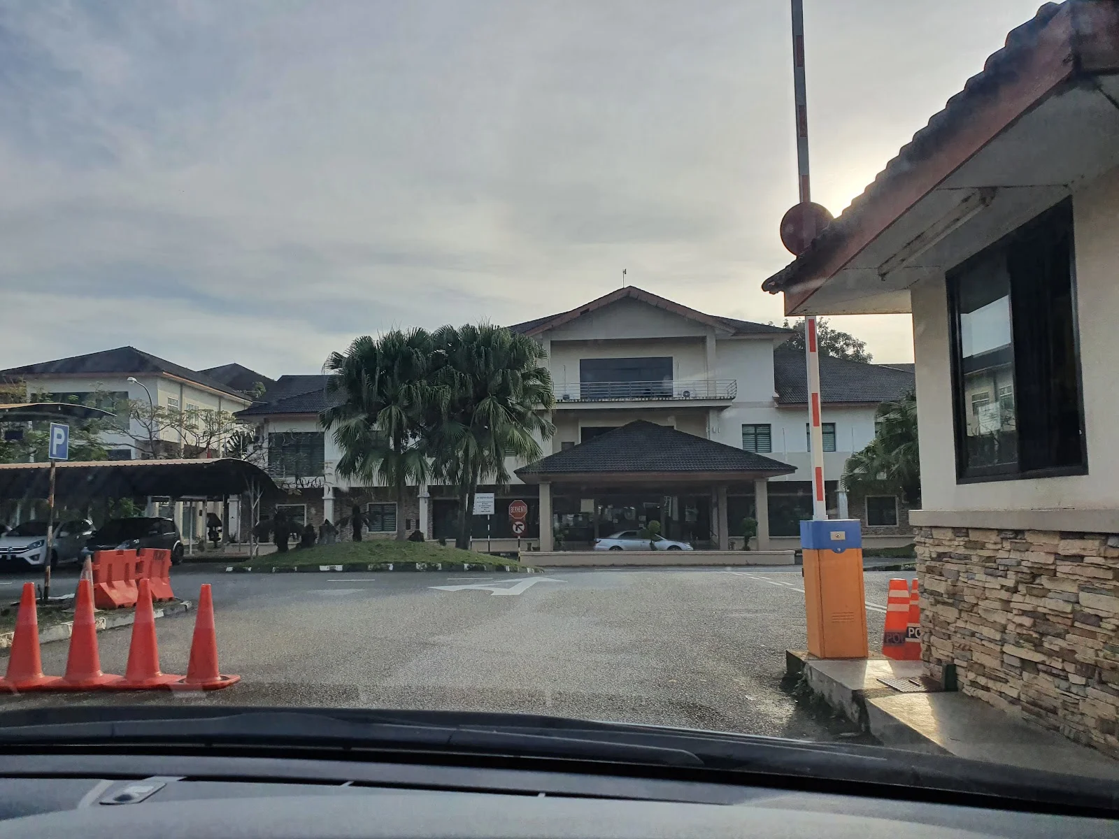 Sumber: Google Places (©2026)