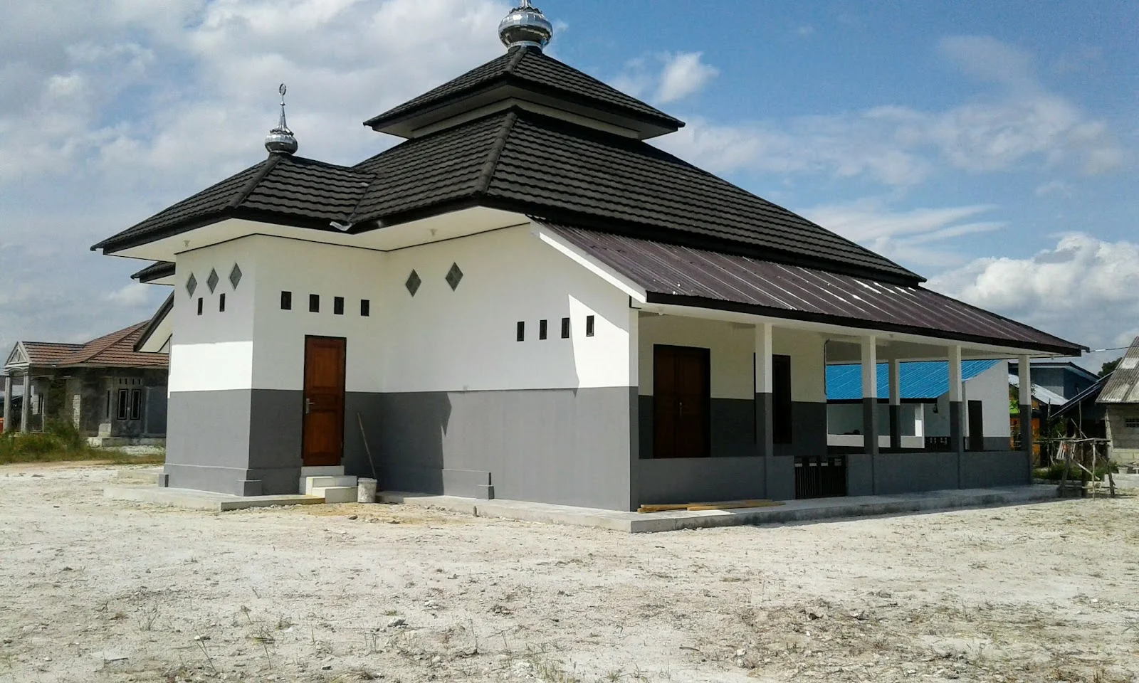 Sumber: Google Places (©2026)