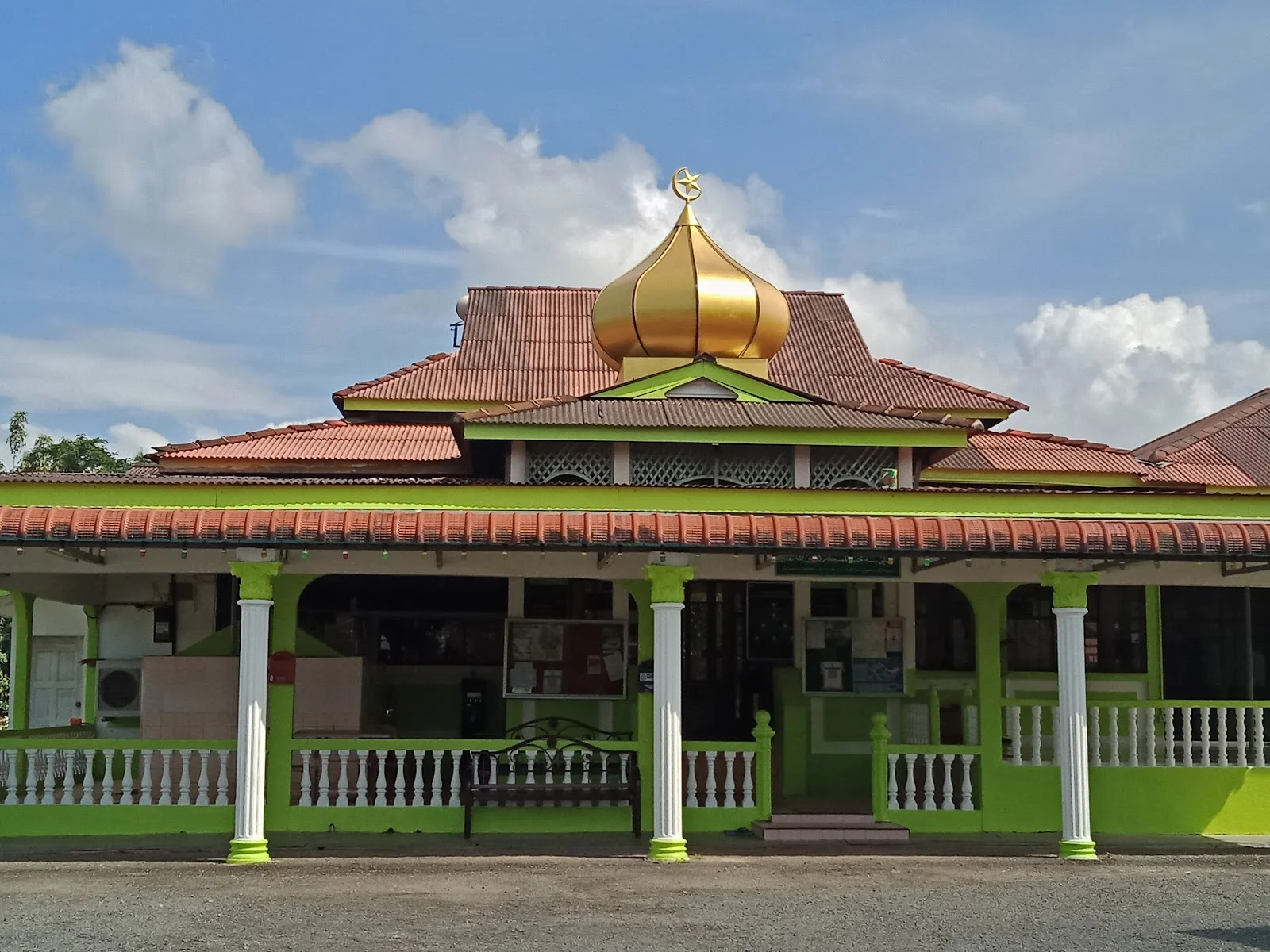 Sumber: Google Places (©2026)