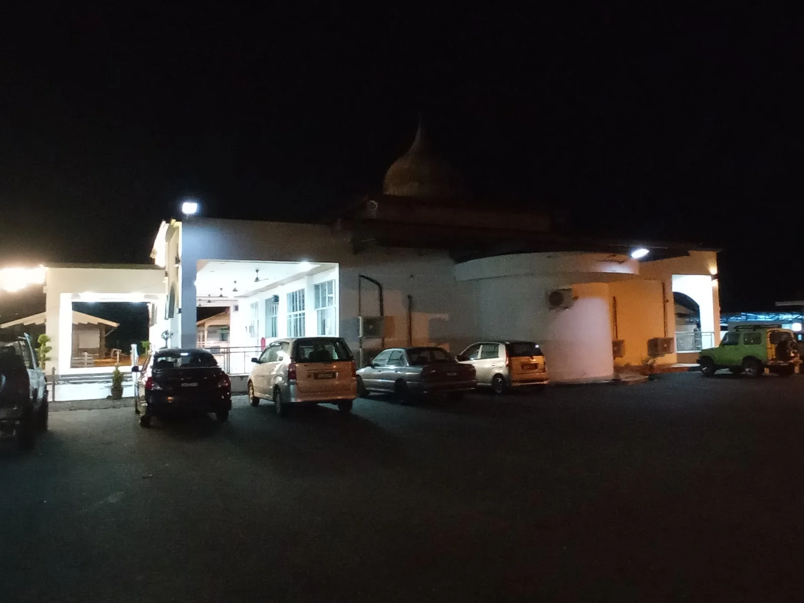 Sumber: Google Places (©2026)