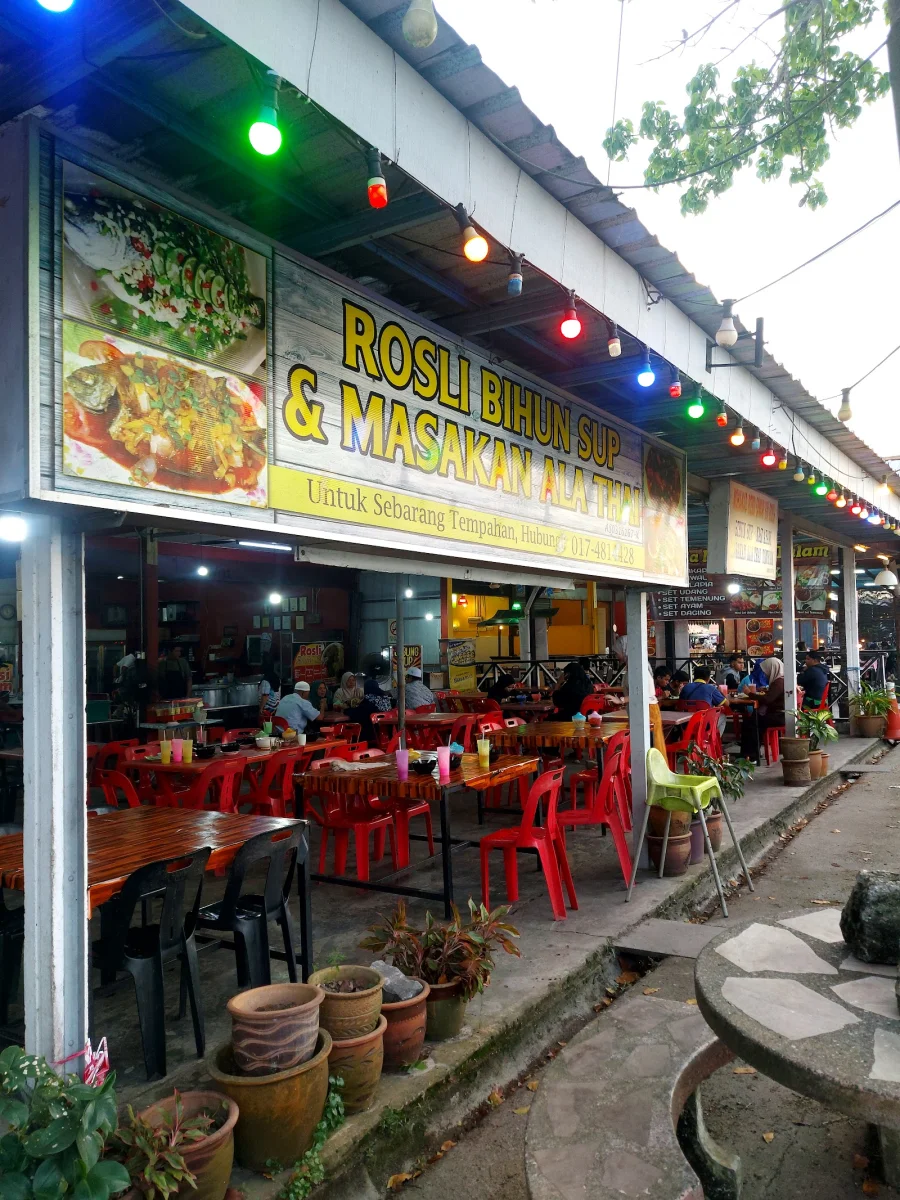 Sumber: Google Places (©2026)