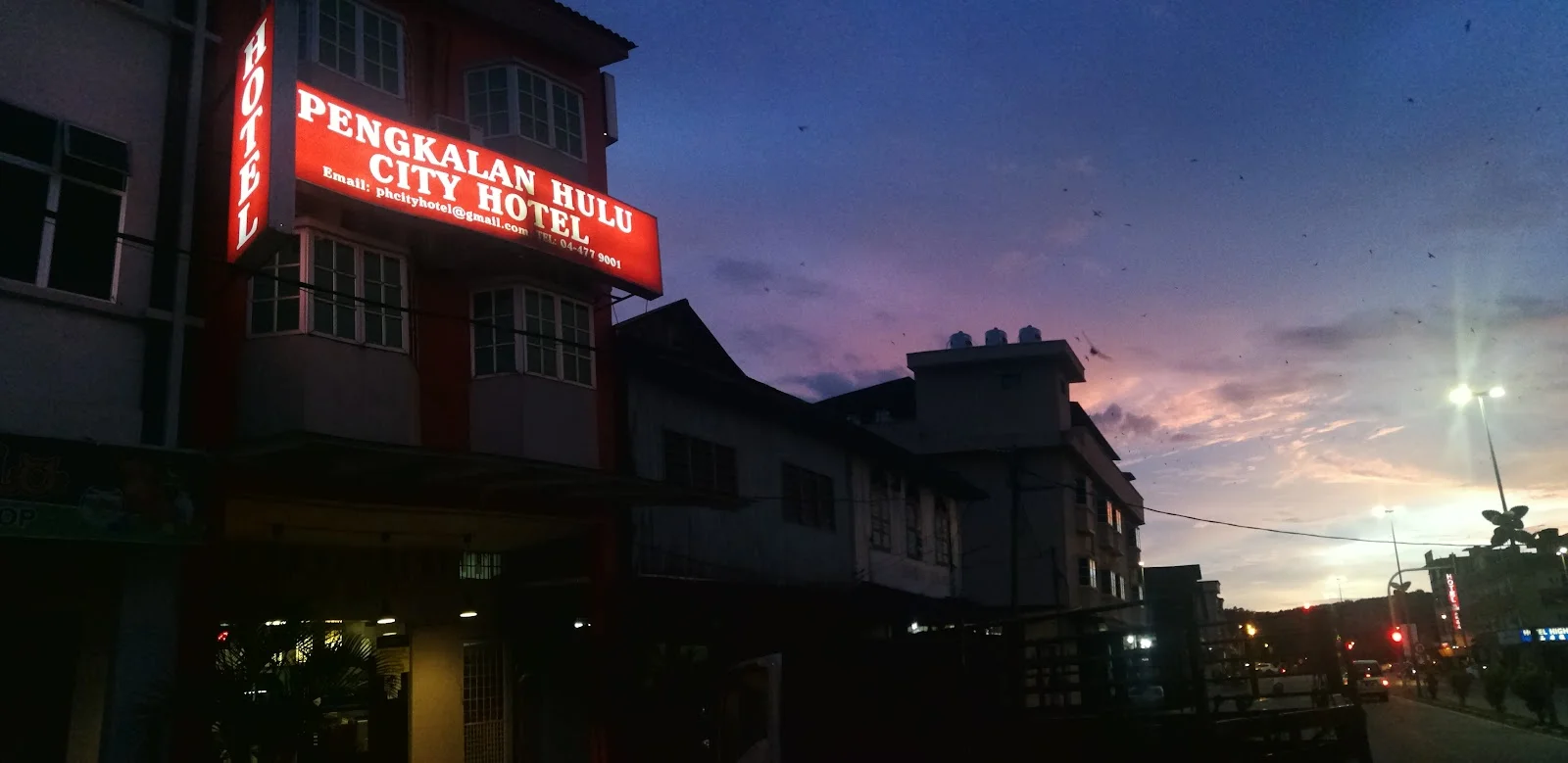 Sumber: Google Places (©2026)