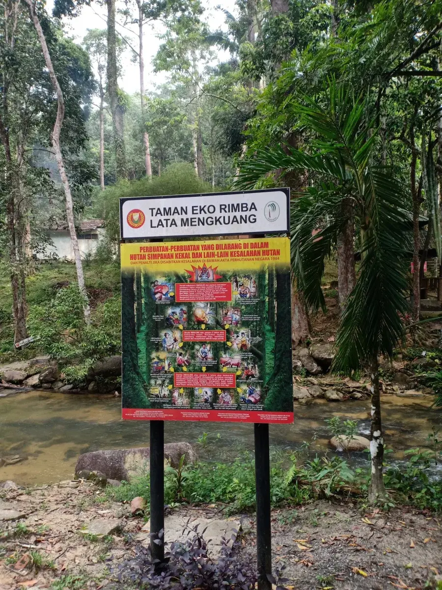 Sumber: Google Places (©2026)