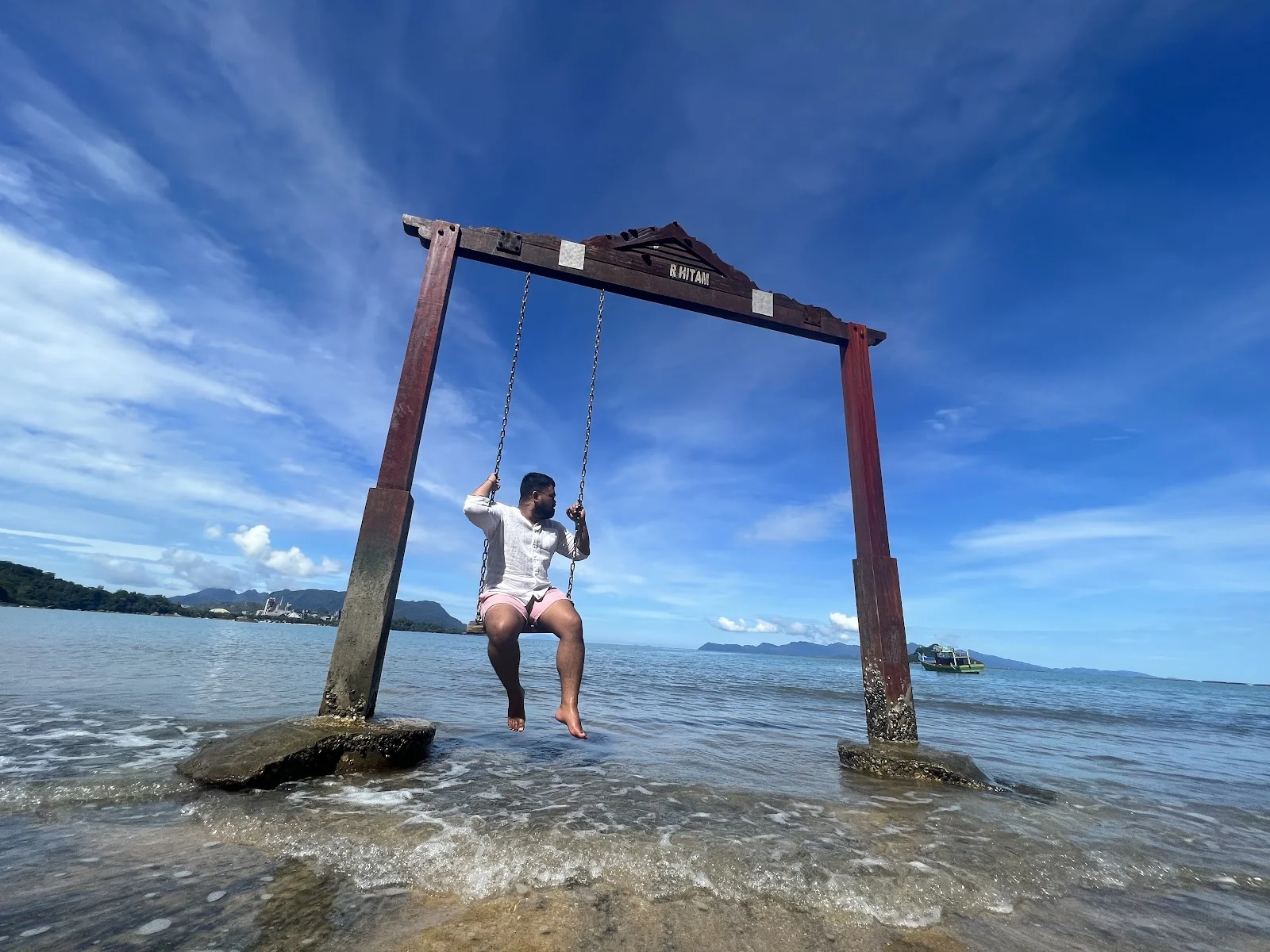 Sumber: Google Places (©2026)