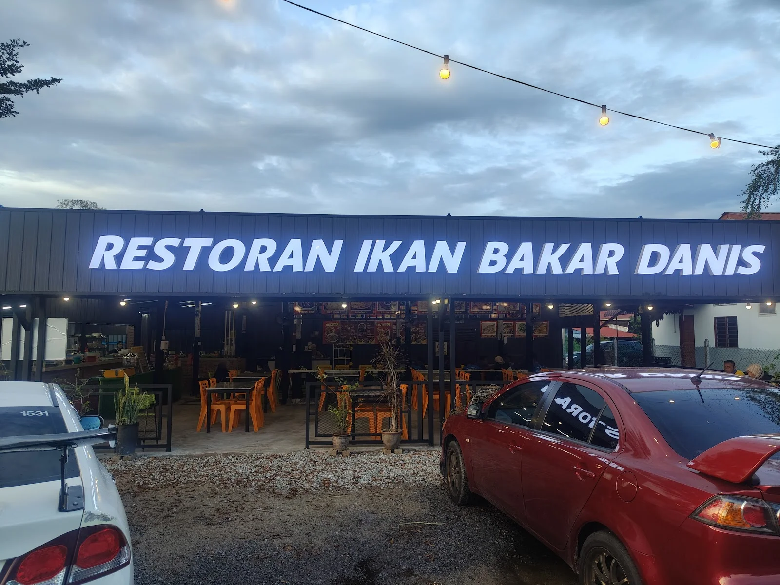 Sumber: Google Places (©2026)