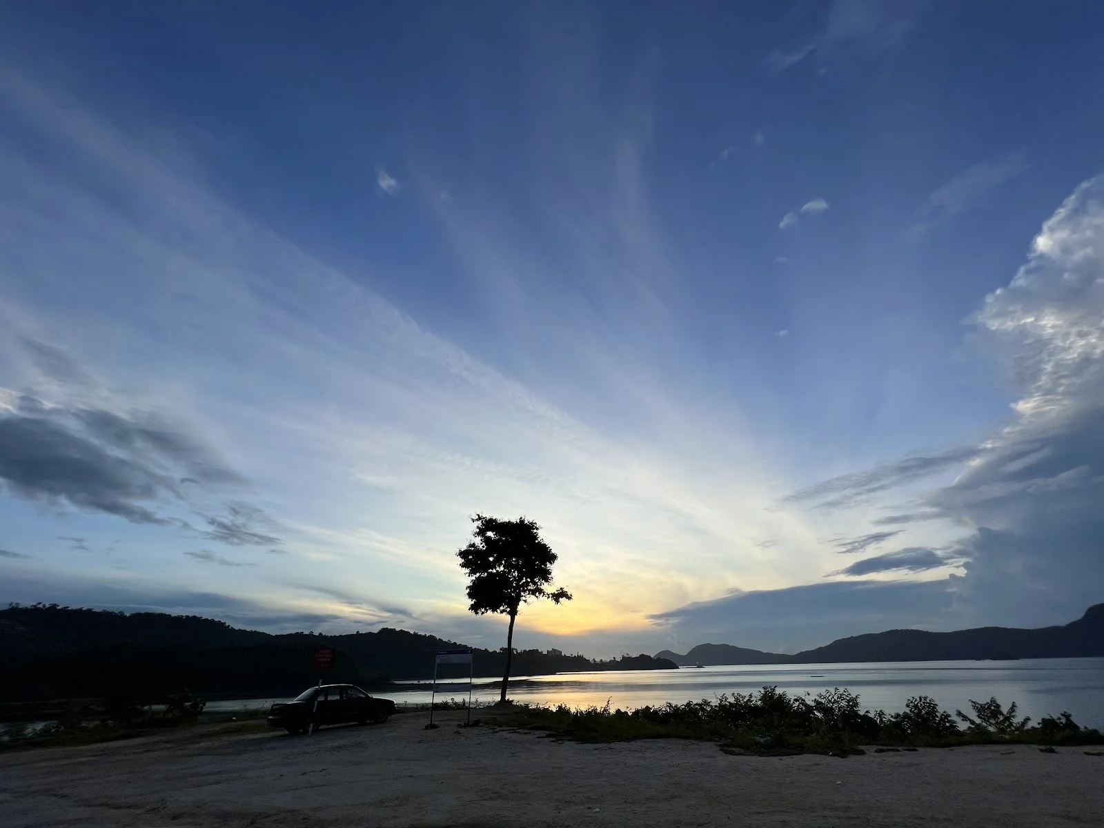 Sumber: Google Places (©2026)