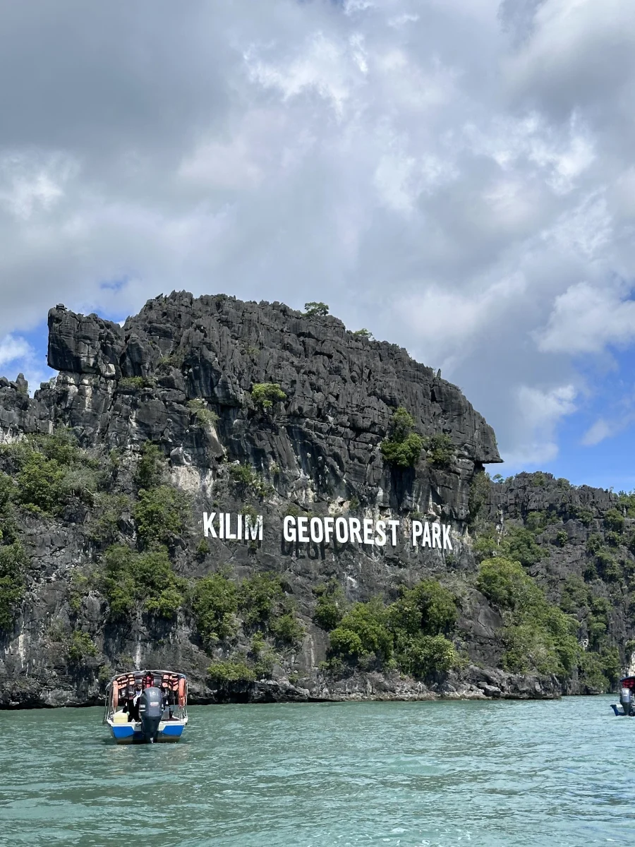 Sumber: Google Places (©2026)