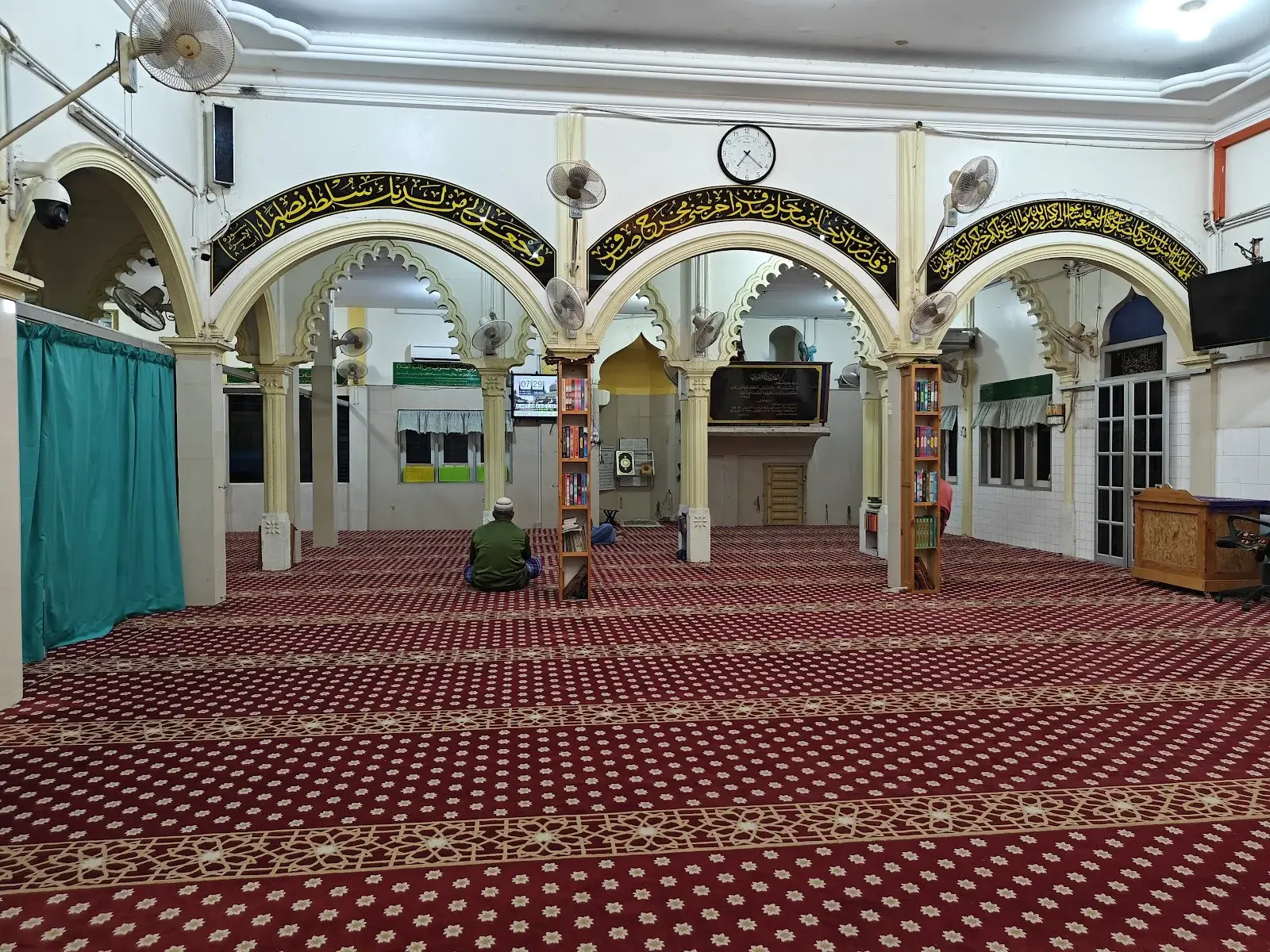 Sumber: Google Places (©2026)