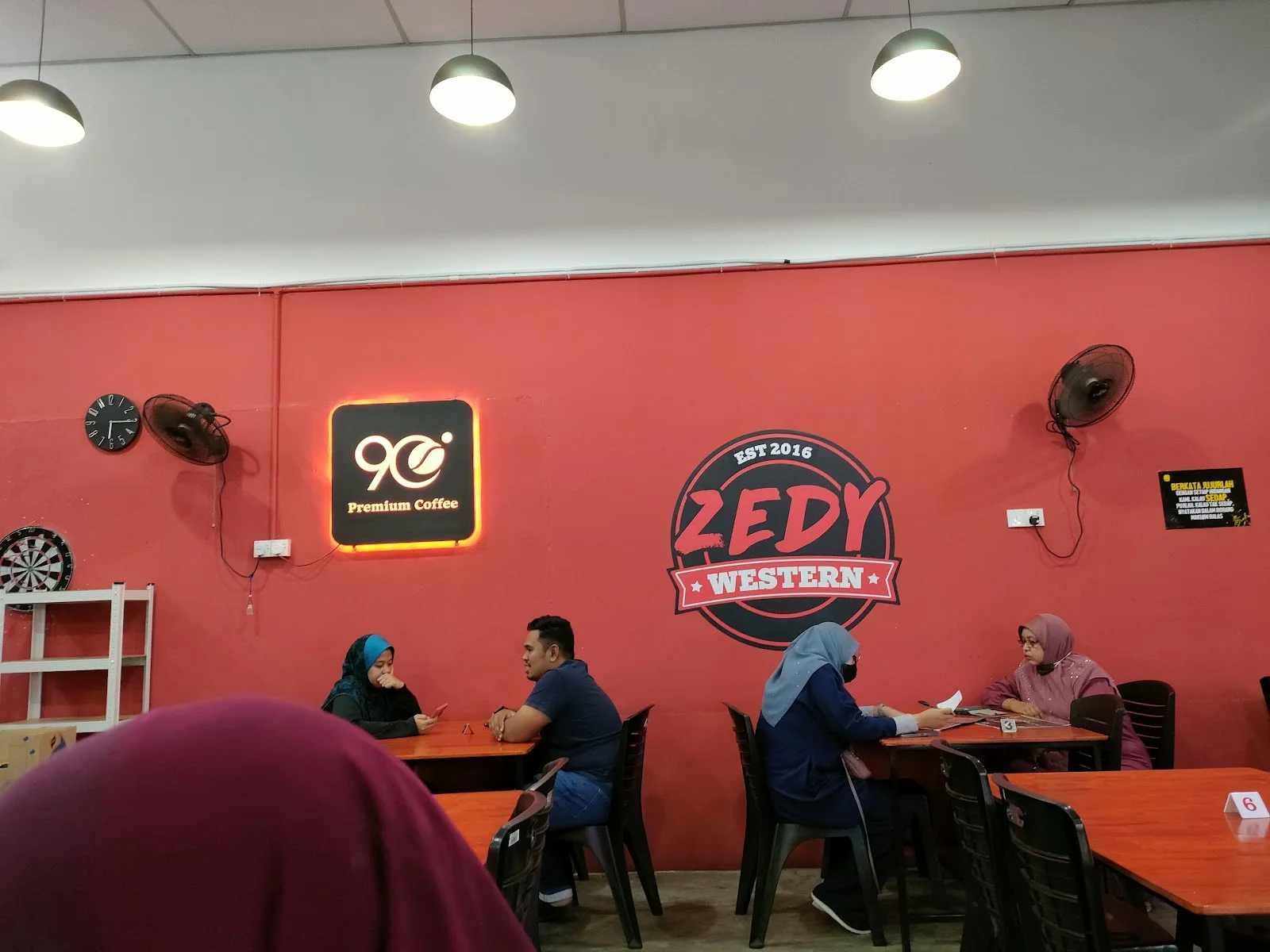 Sumber: Google Places (©2026)