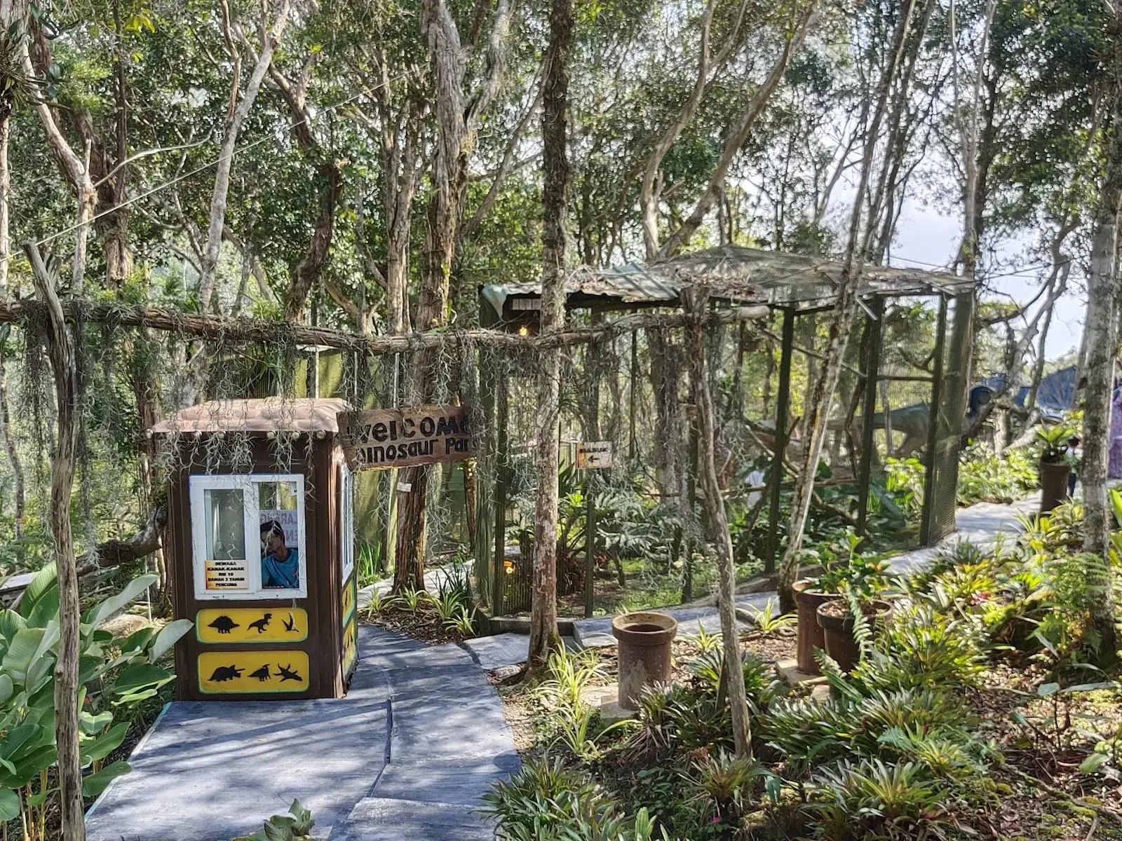 Sumber: Google Places (©2026)