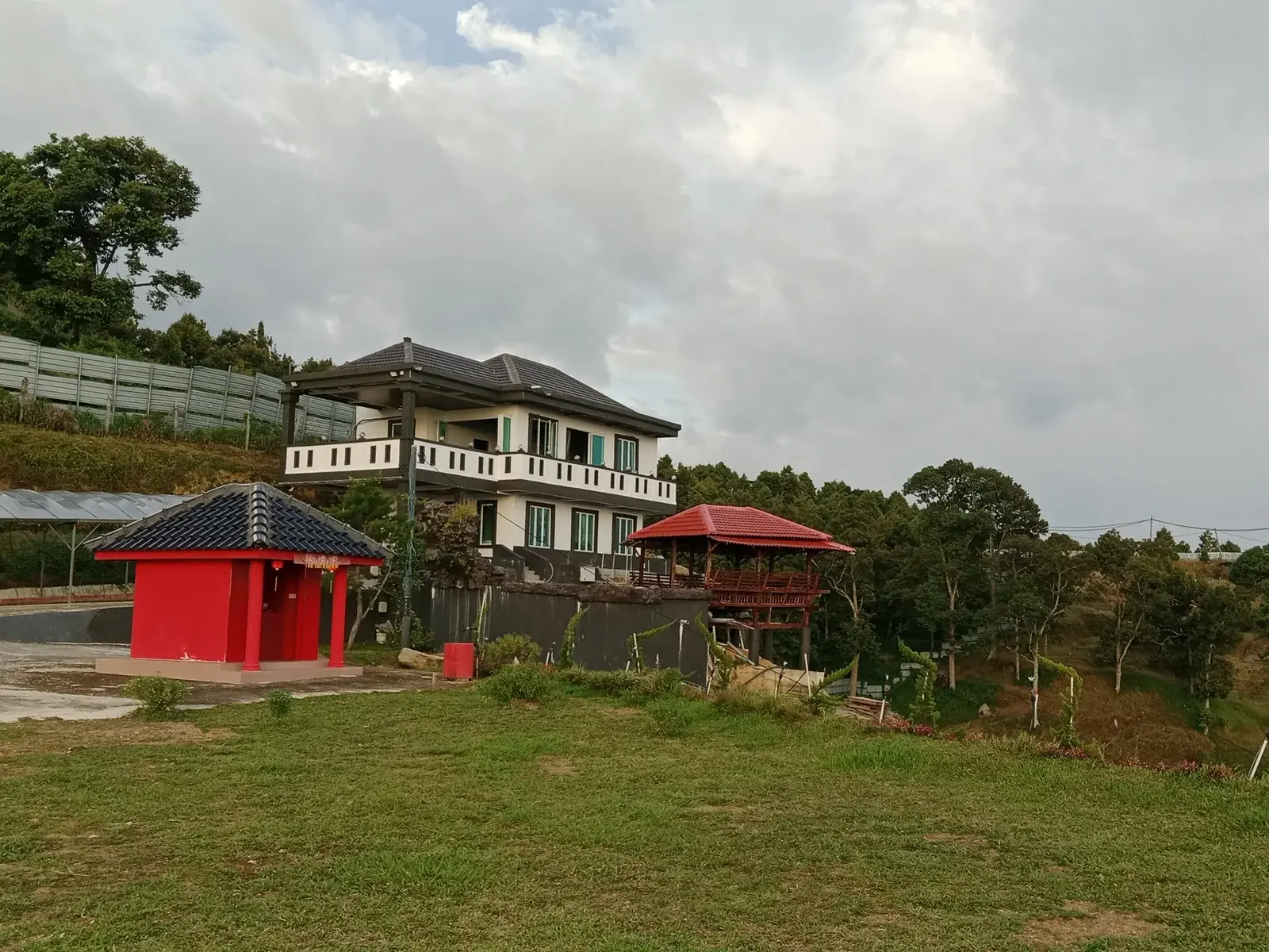Sumber: Google Places (©2026)
