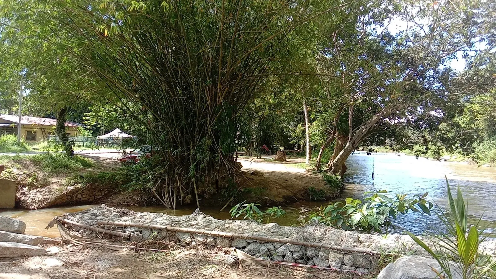 Sumber: Google Places (©2026)