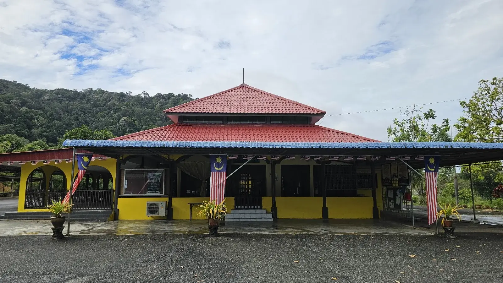 Sumber: Google Places (©2026)