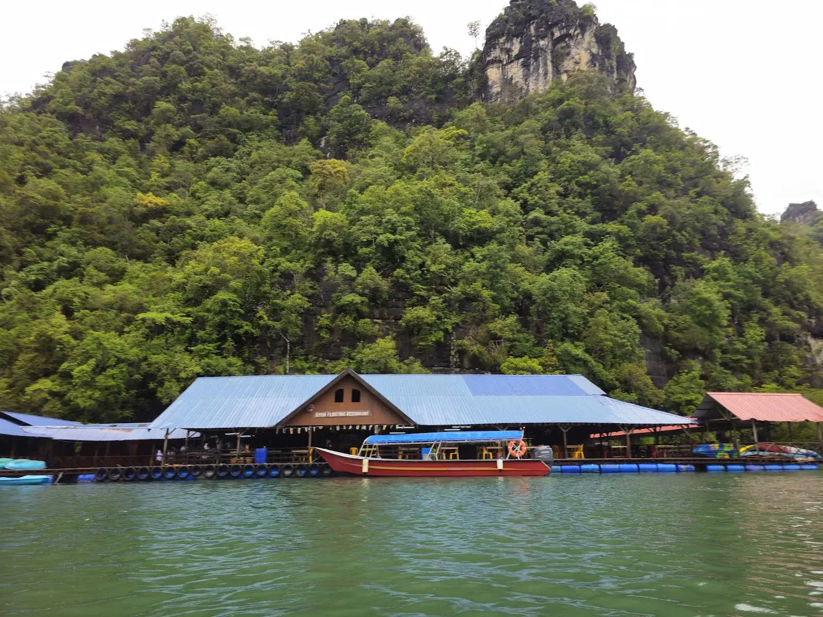Sumber: Google Places (©2026)