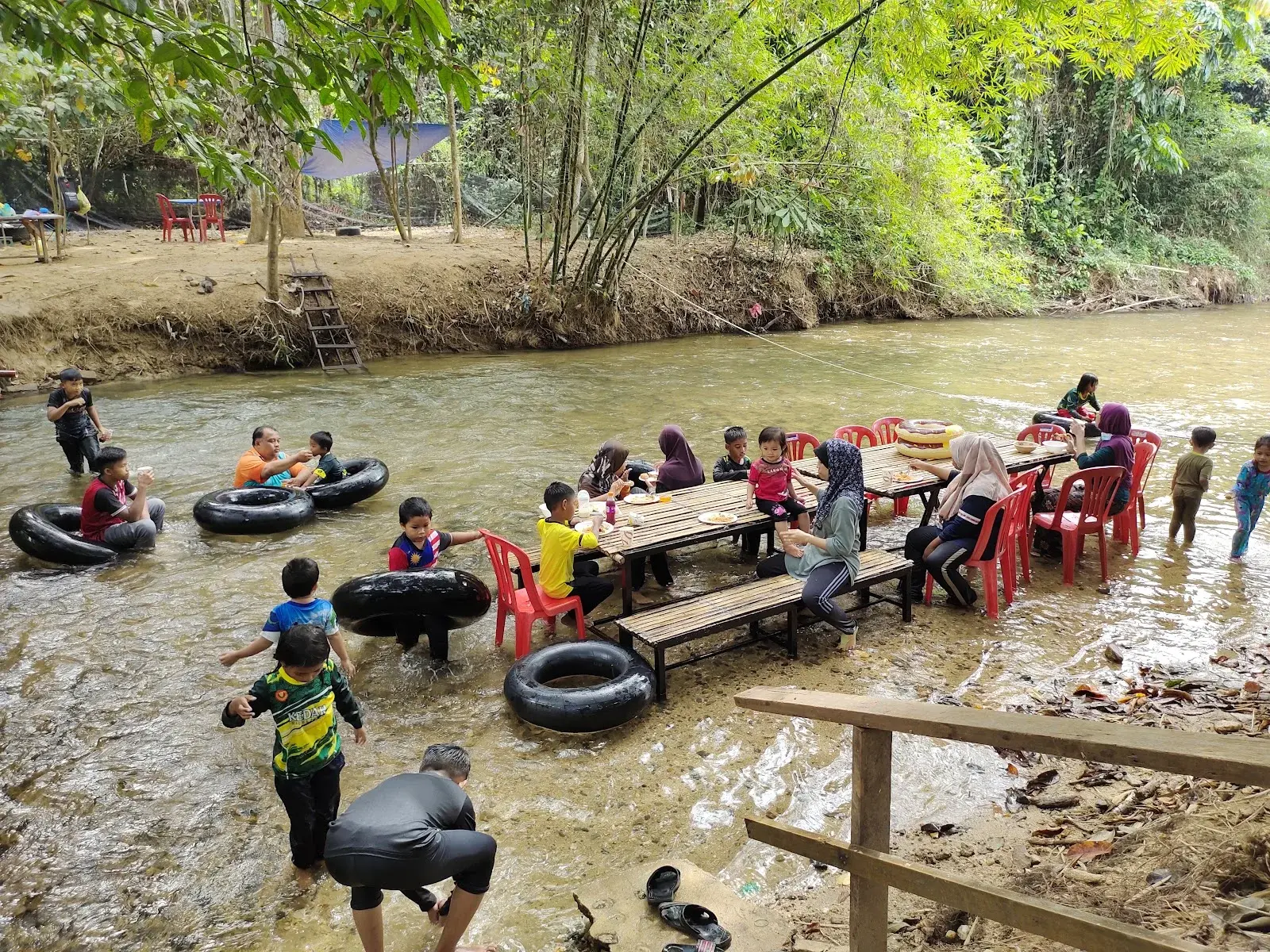 Sumber: Google Places (©2026)