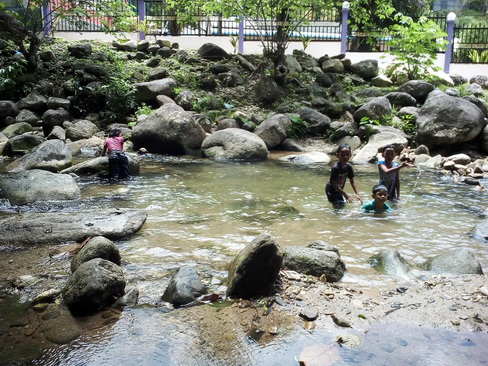 Sumber: Google Places (©2026)