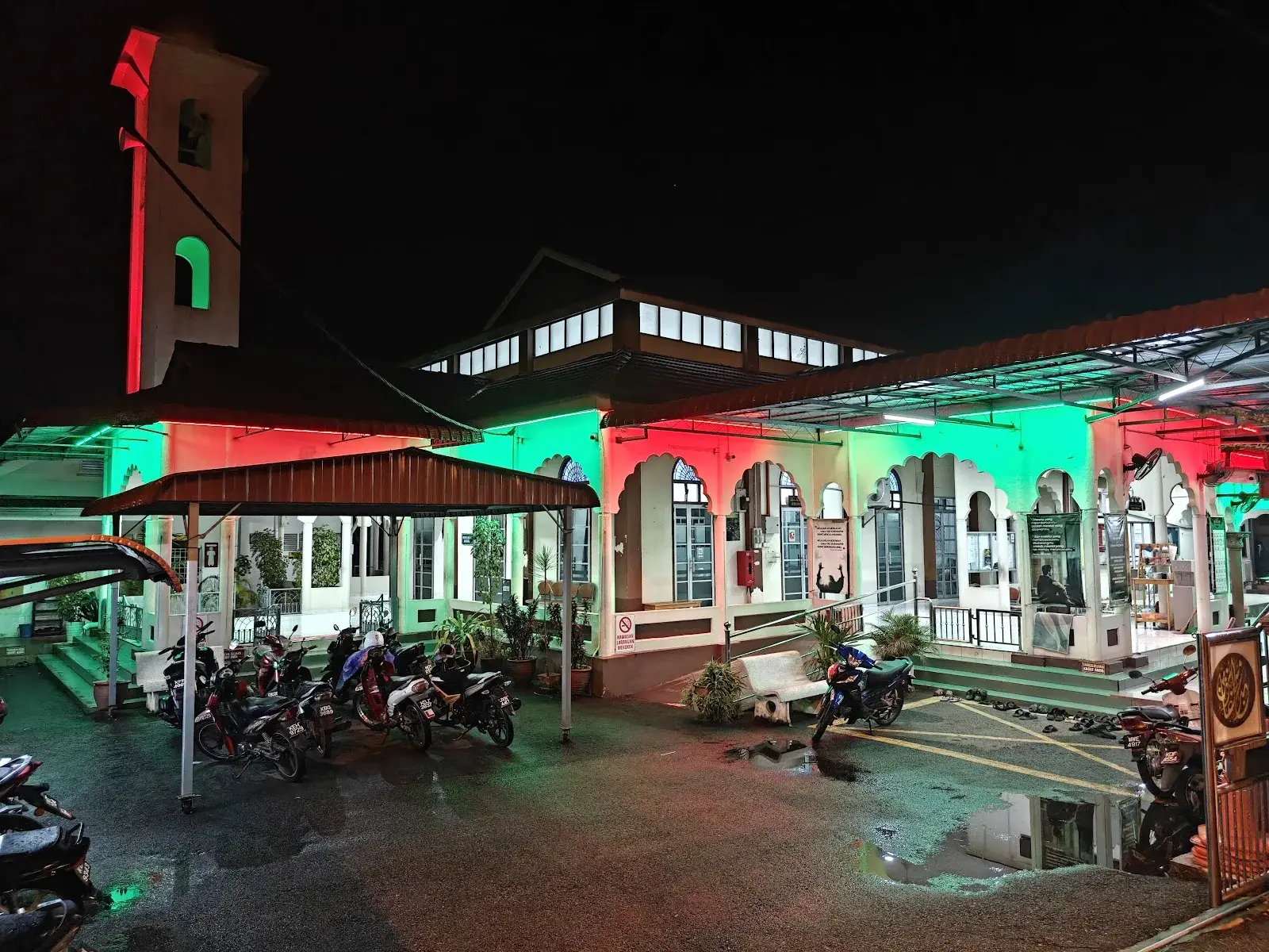 Sumber: Google Places (©2026)