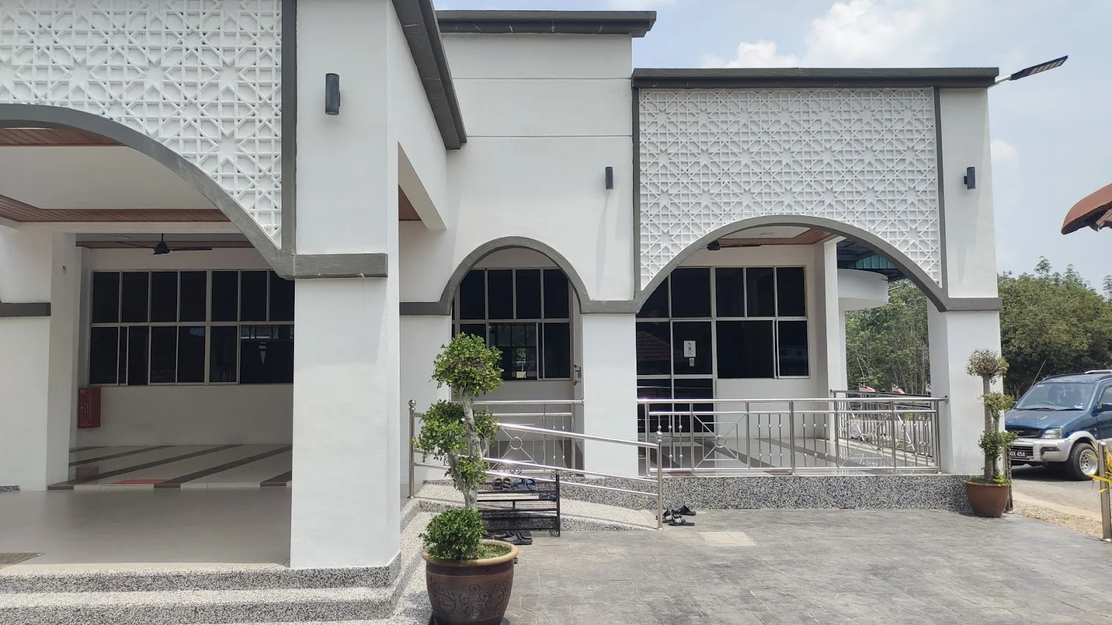Sumber: Google Places (©2026)