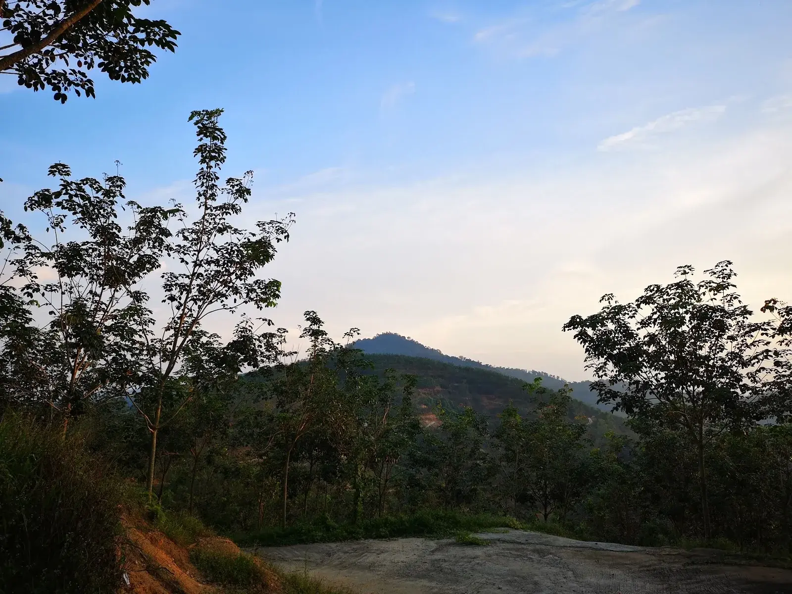 Sumber: Google Places (©2026)