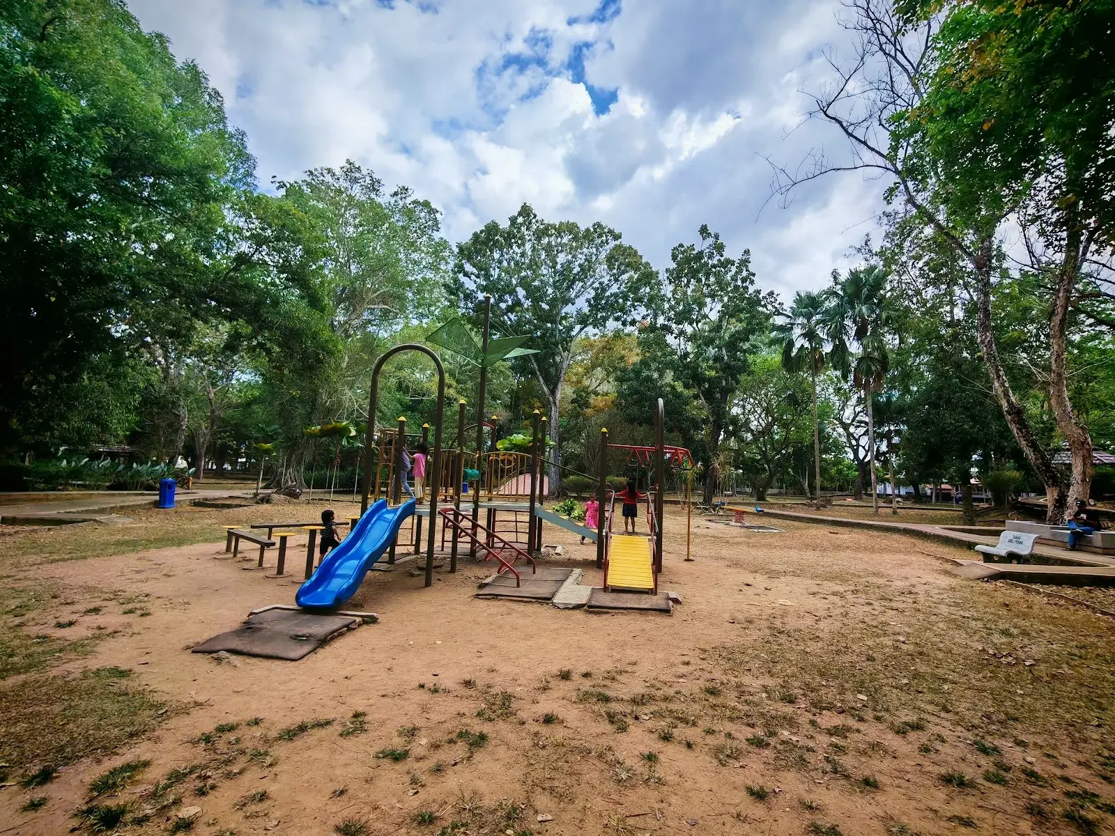 Sumber: Google Places (©2026)