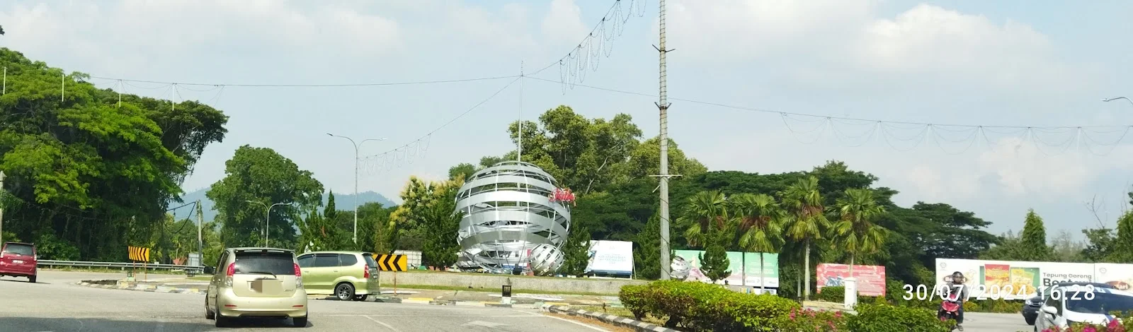 Sumber: Google Places (©2026)
